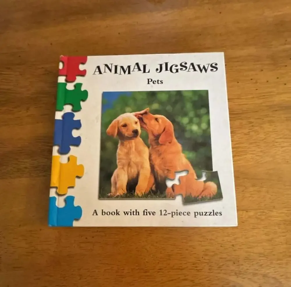 Animal Jigsaws: Pets - A Book with Five 12-Piece Puzzles